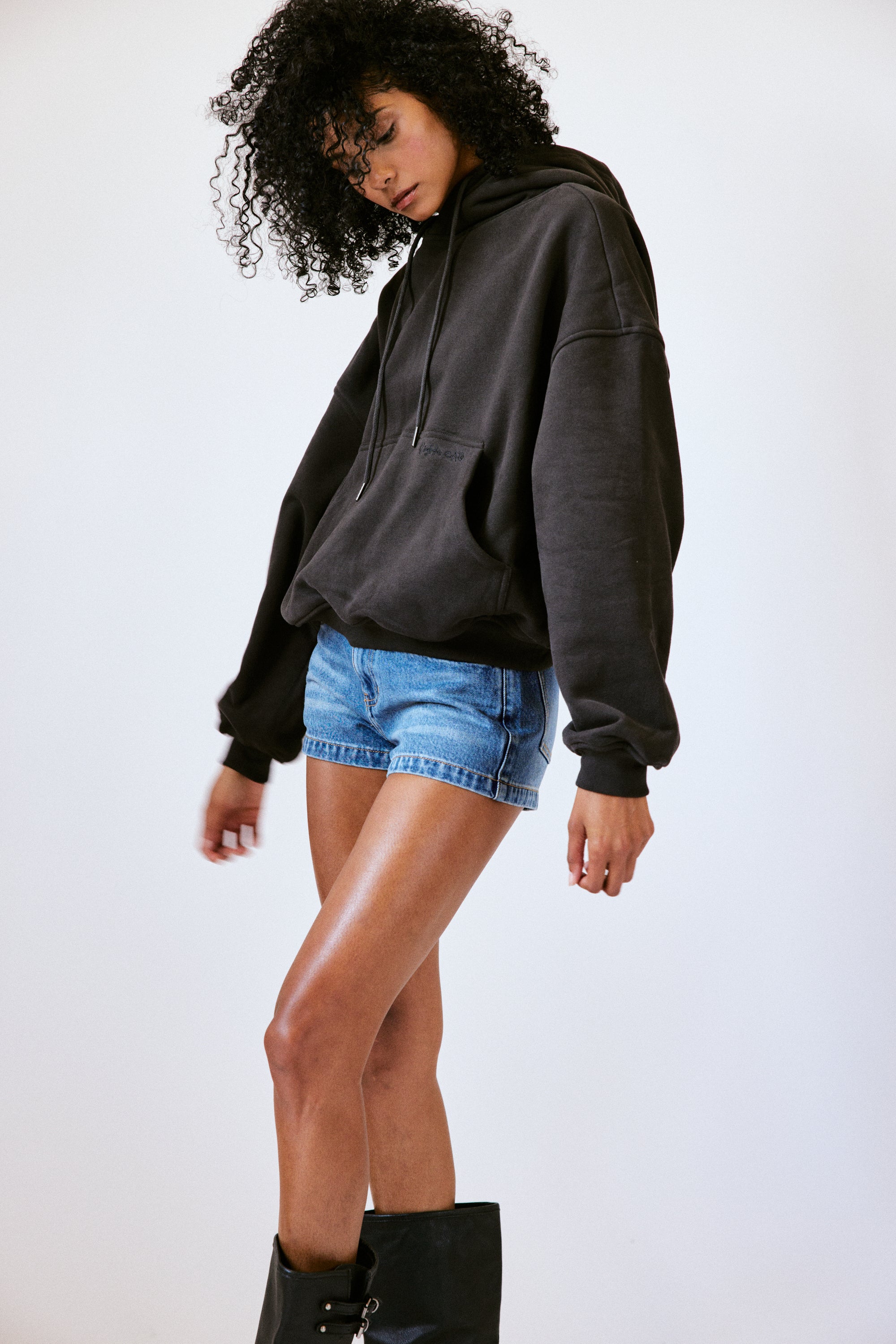 Brooklyn Oversized Hoodie in Vintage Black