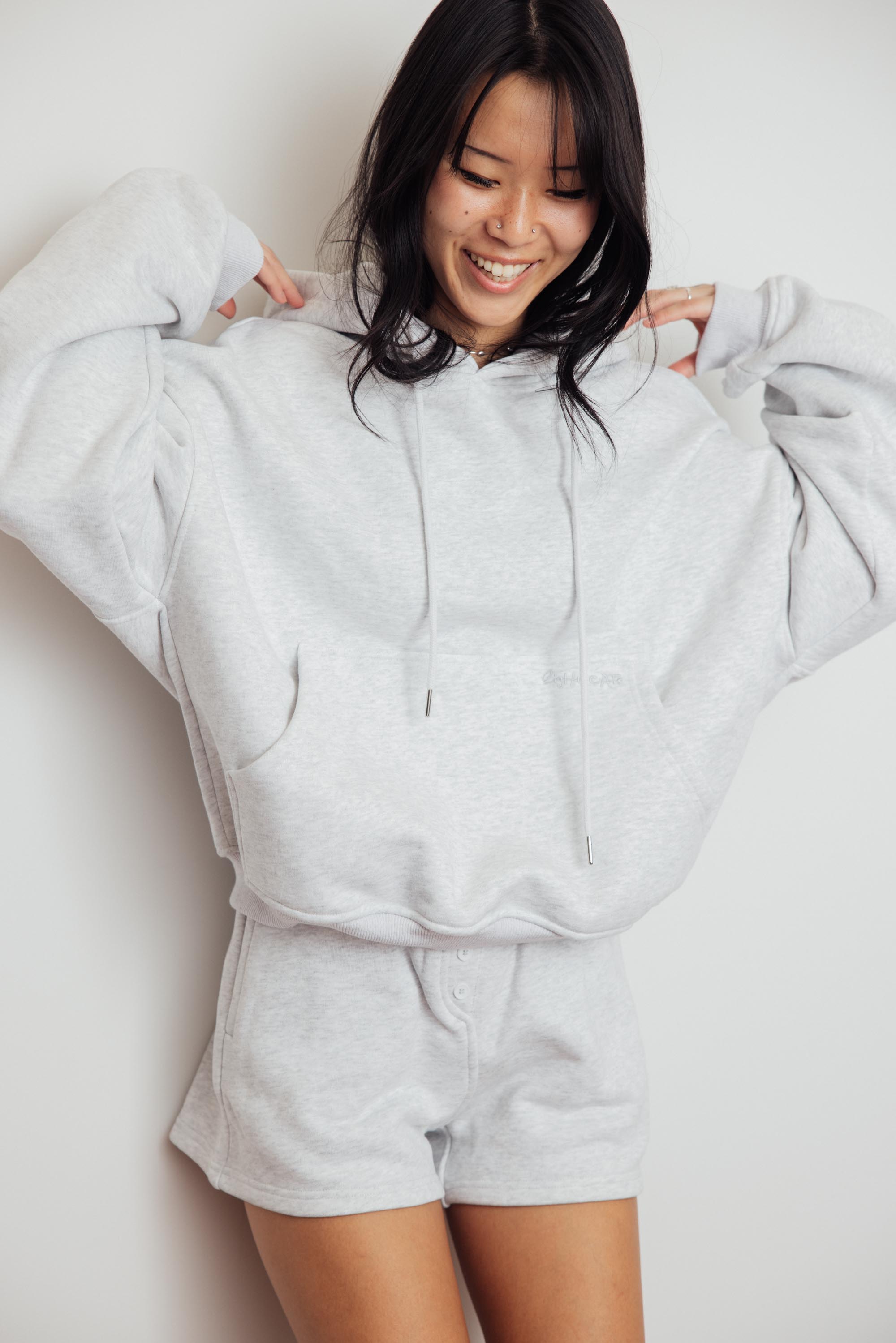 V2. Relaxed Oversized Hoodie