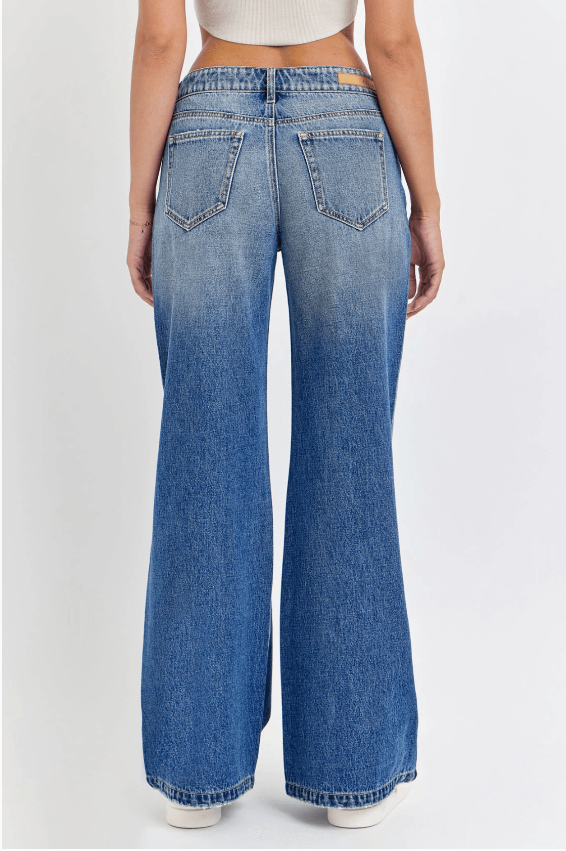 Lola Denim Low-Rise Jeans - Eight Cats